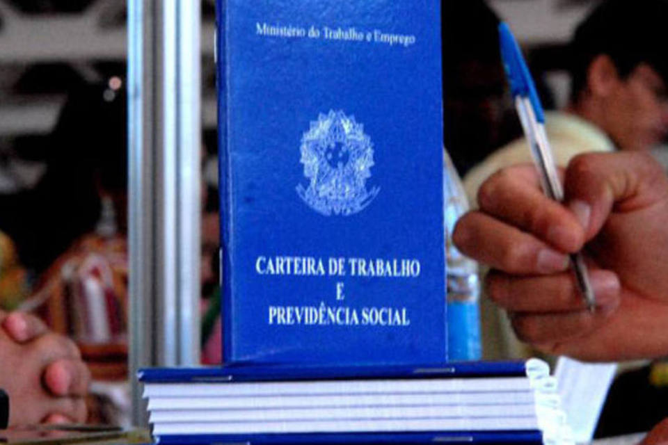 14/09/2017 – Indicador antecedente de emprego tem leve queda em agosto