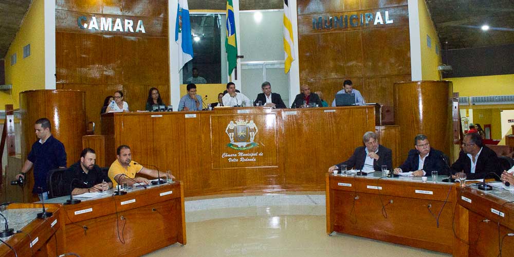 20/12/2017 – Câmara de Volta Redonda aprova fim da dupla função de motoristas de ônibus