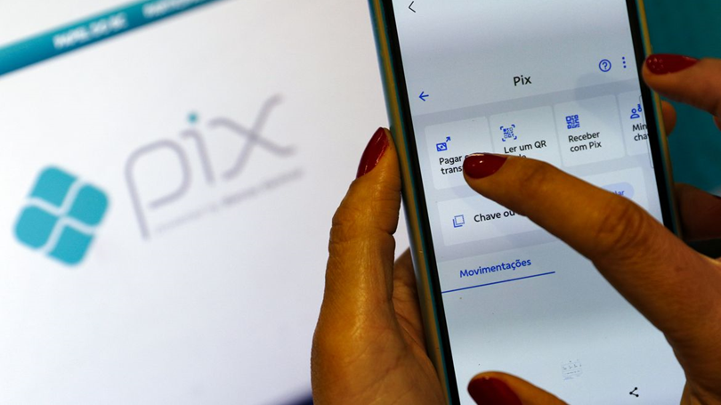 Boletos podem ser pagos por Pix a partir desta segunda-feira